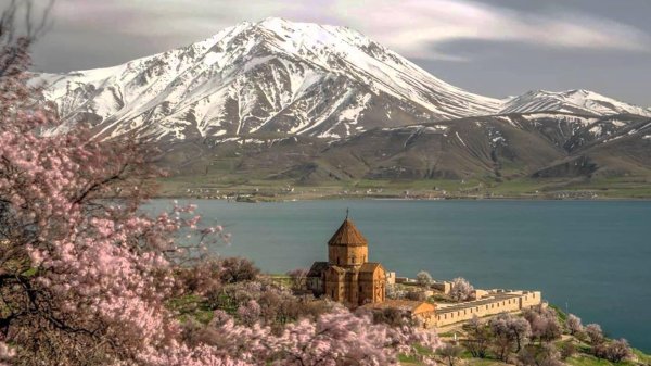 озеро ван ахтамар