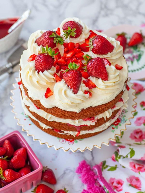 strawberry shortcake cake