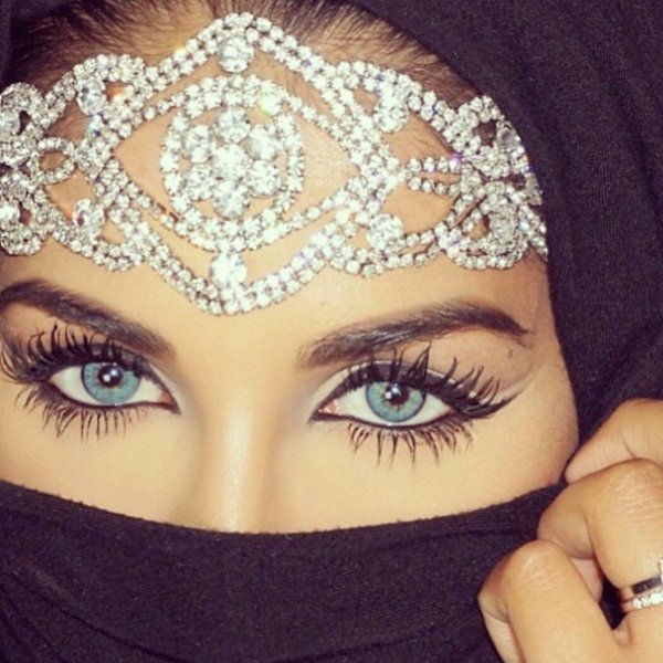 красивые арабские девушки