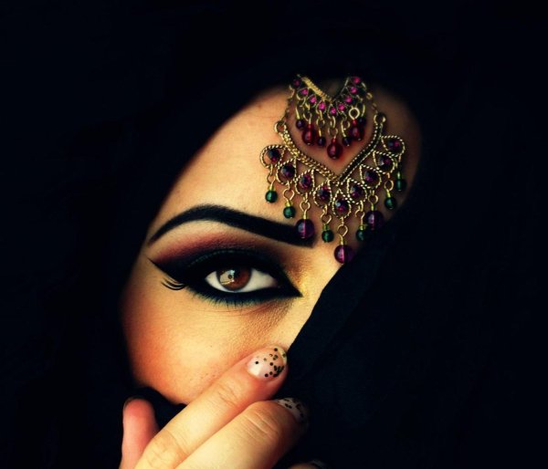 восточная девушка