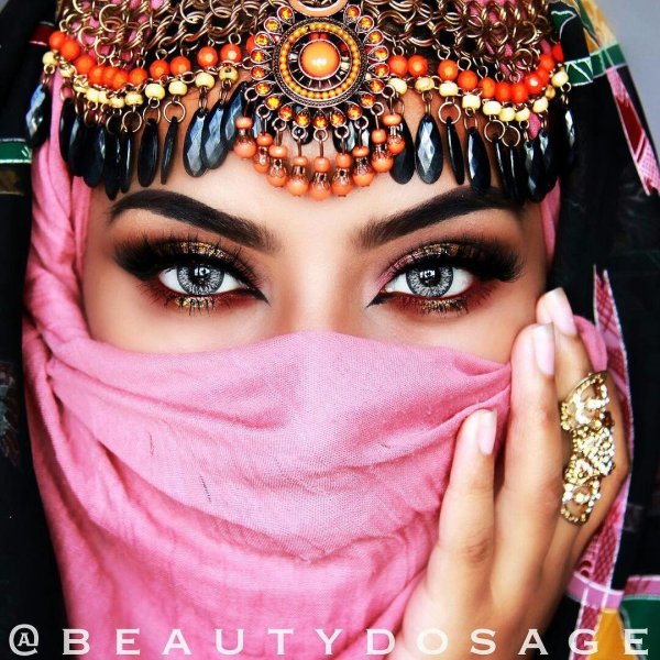 восточная девушка