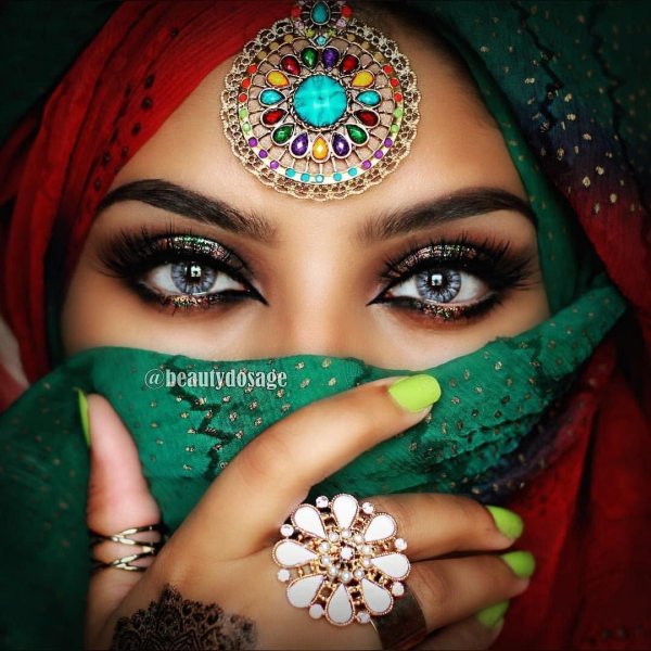 восточная девушка