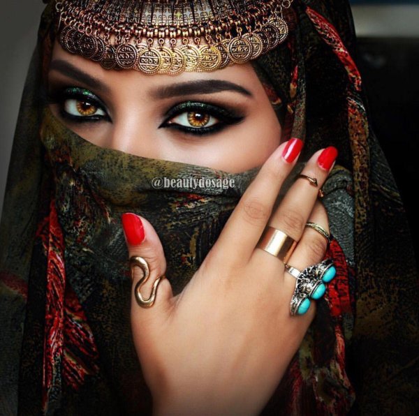 восточный макияж глаз