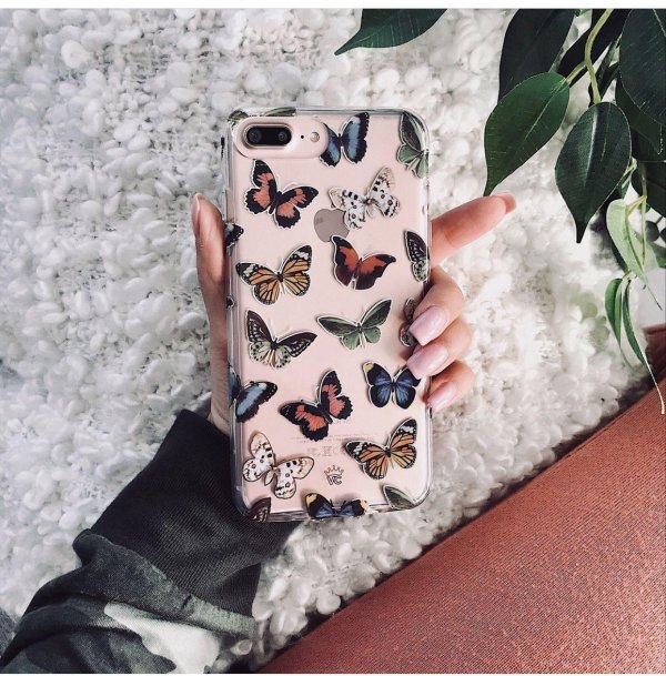 прозрачный чехол с бабочками