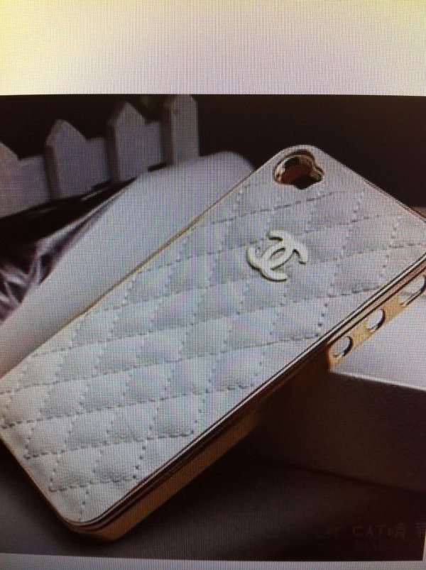 chanel case iphone 12