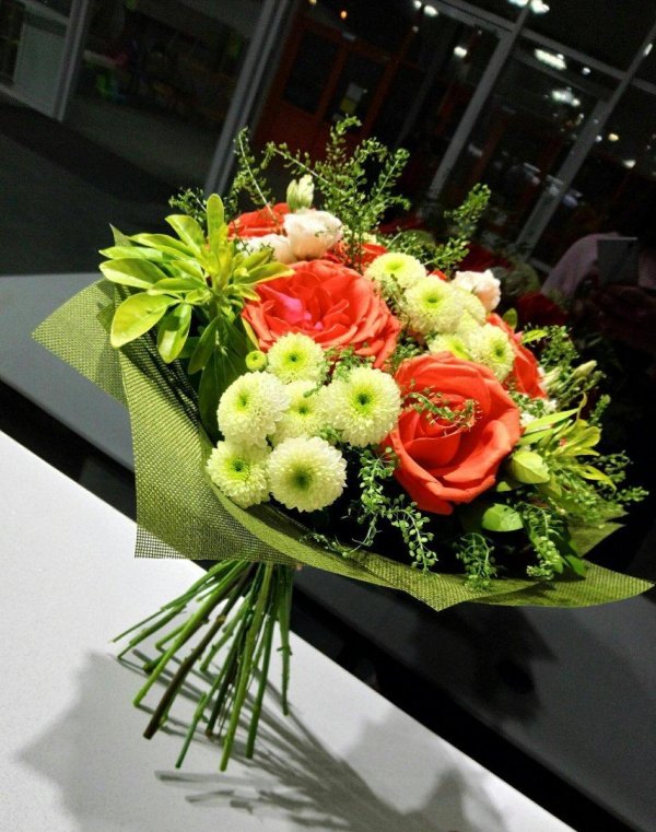 красивые сборные букеты