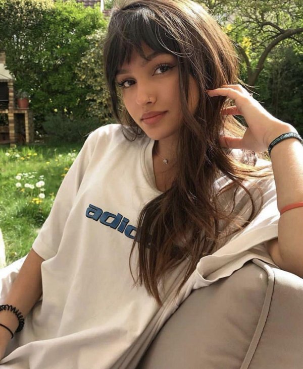 милые девушки