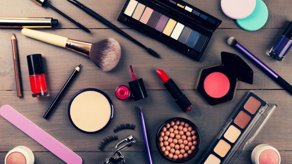 фон с косметикой