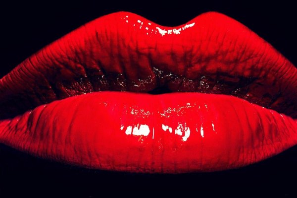 губа красная