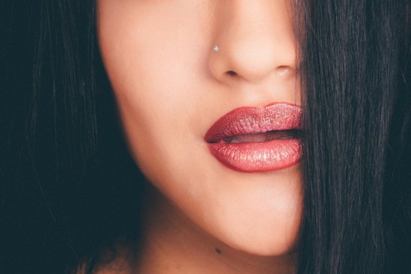 пышные губы