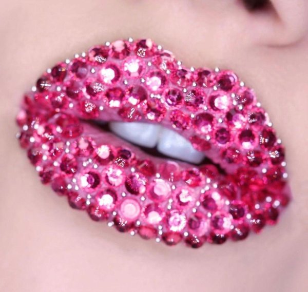 гламурные губы