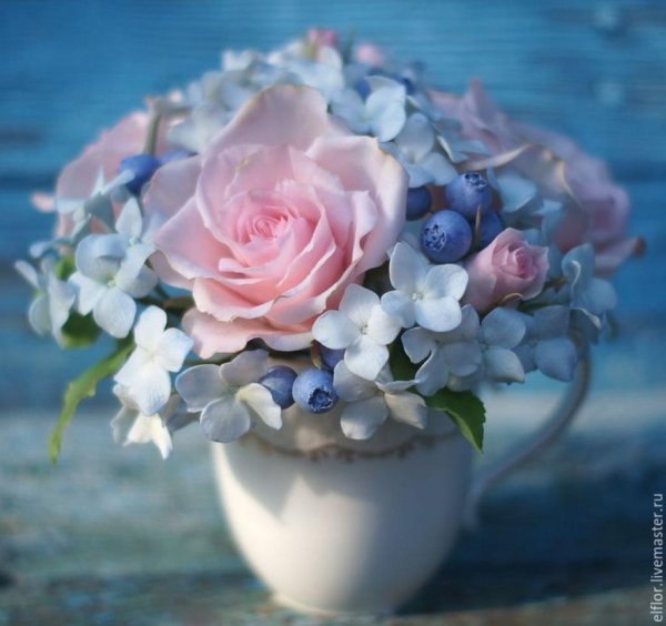 цветочные композиции из холодного фарфора