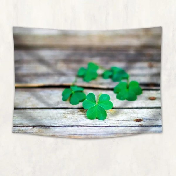 лист клевера четырехлистного