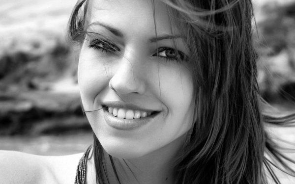 красивая женщина