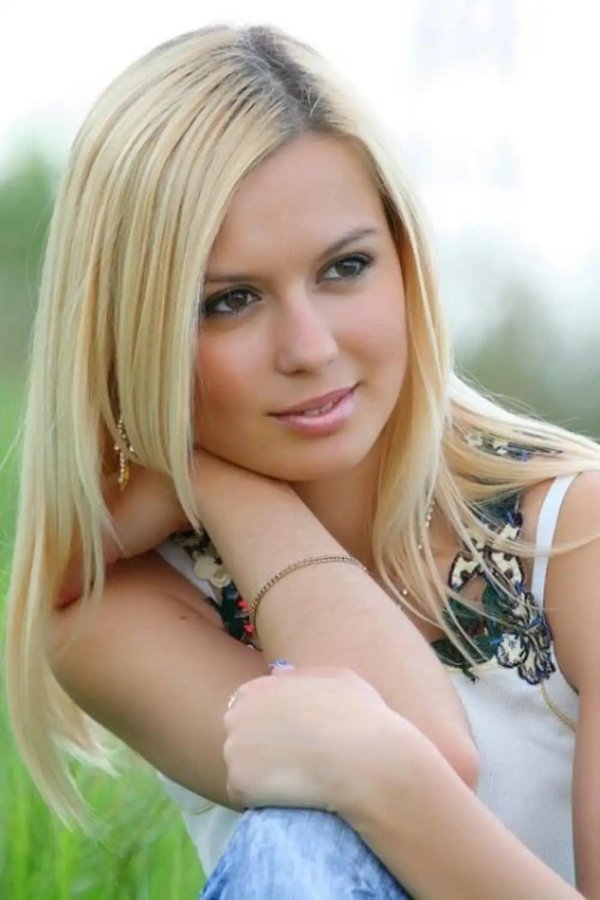 красивая блондинка