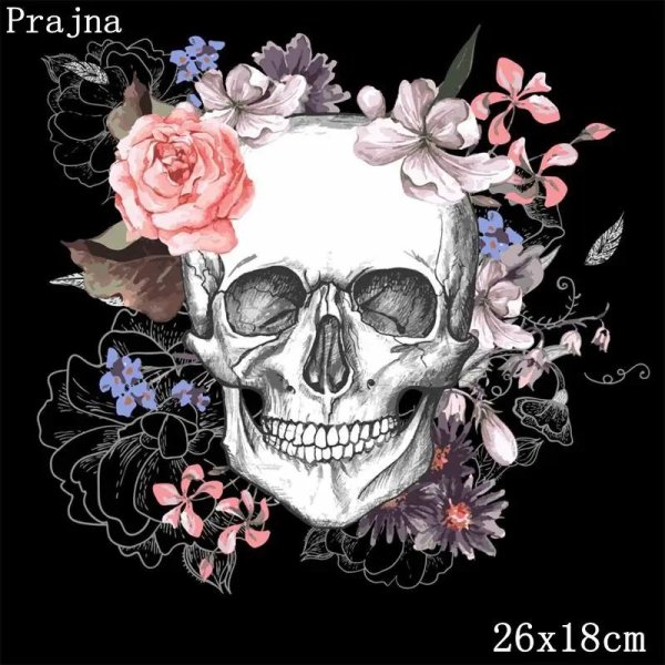 черепа с цветами