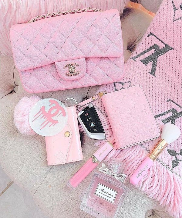 розовая сумка