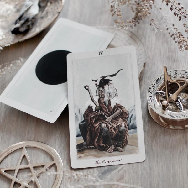 таро эстетика