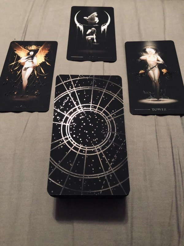 колода true black tarot