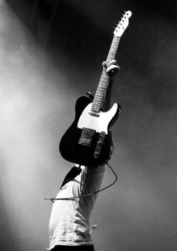 электрогитара телекастер