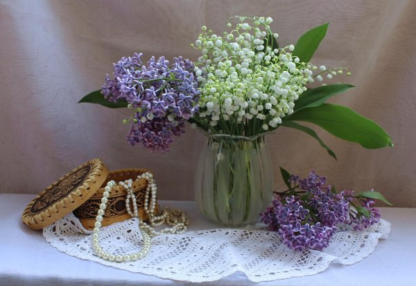 ландыш сирень жасмин