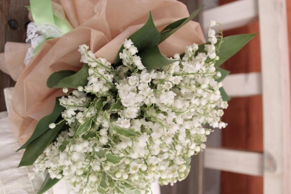 букет невесты из ландышей