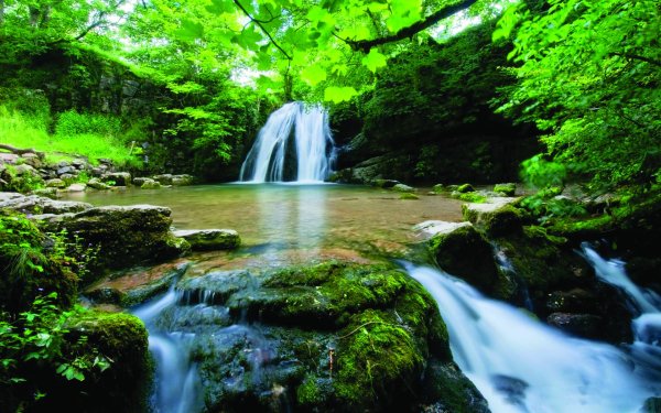 красивые водопады