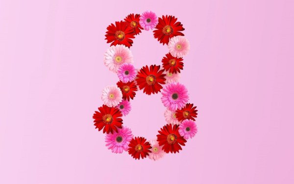 восьмерка в цветах