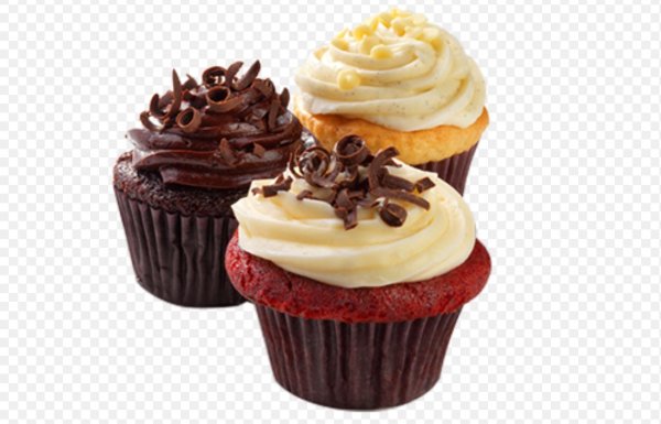 пирожное на прозрачном фоне