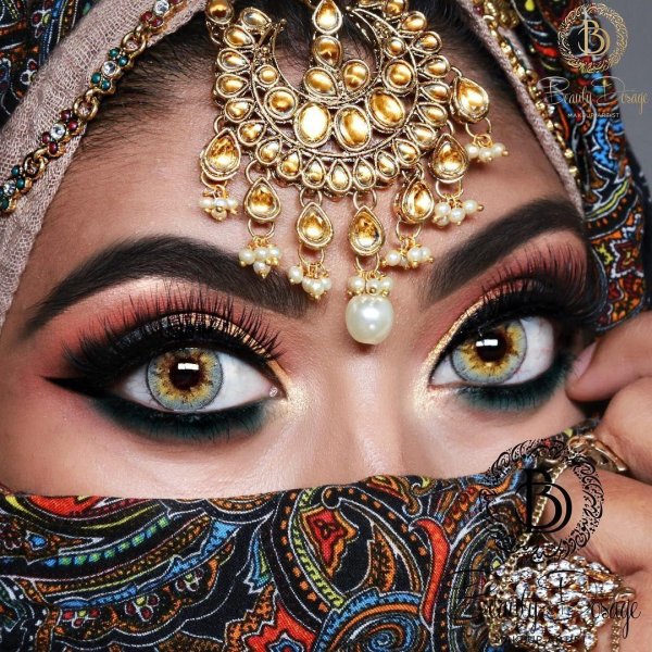 восточные глаза