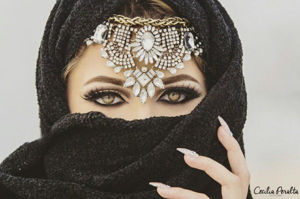 восточная девушка