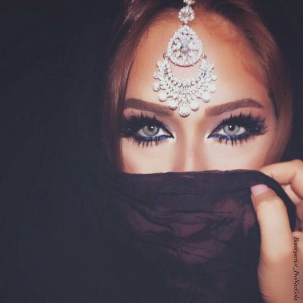 арабская девушка