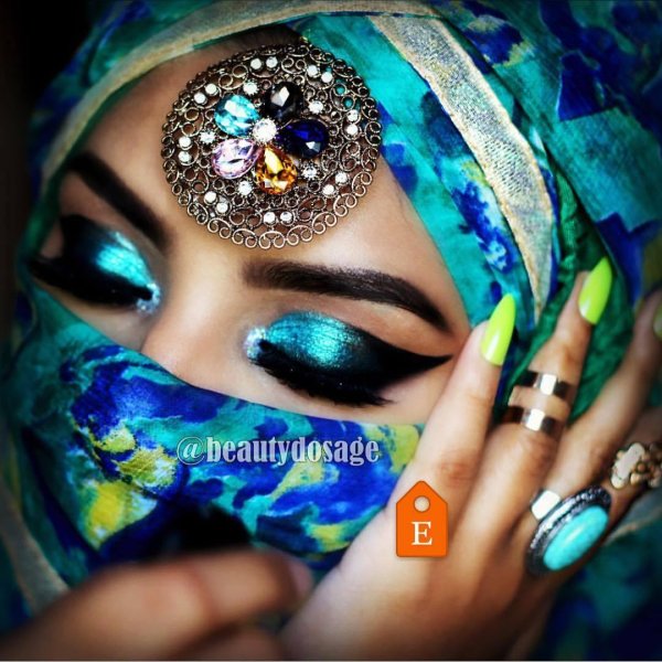 сабина байсакова восточные глаза