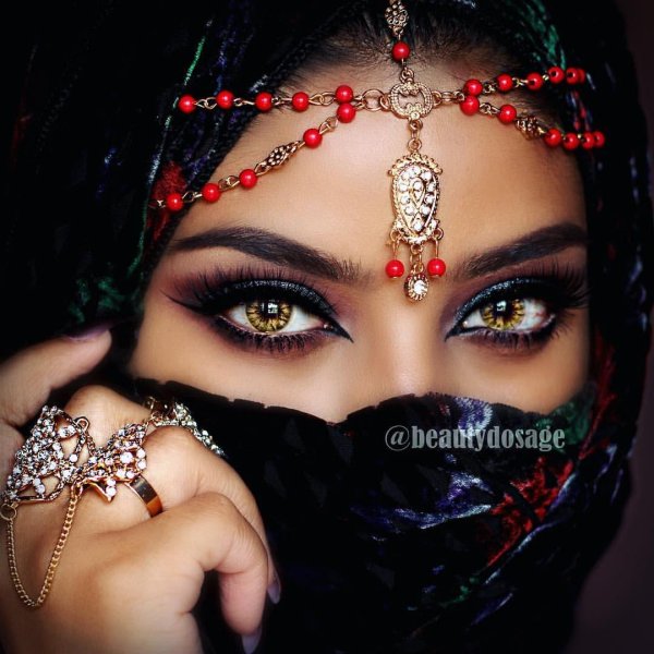 восточная девушка