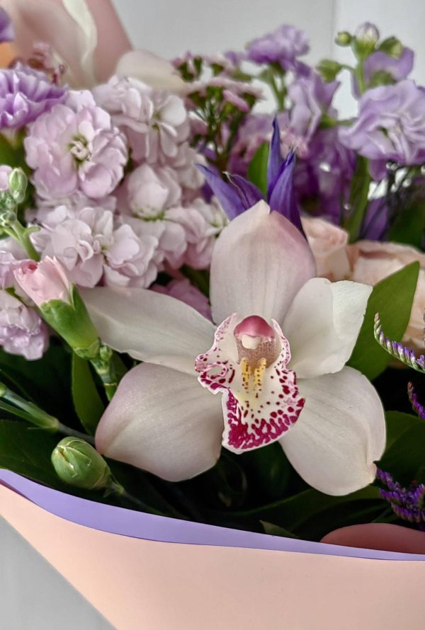 стильные букеты с орхидеями