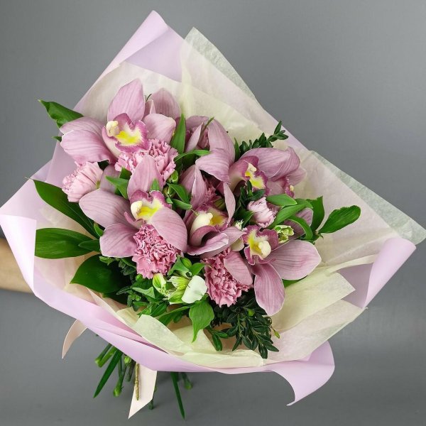 сборные букеты с орхидеями