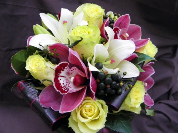 цимбидиум букет невесты