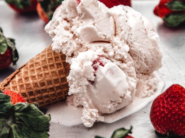 strawberry ice cream