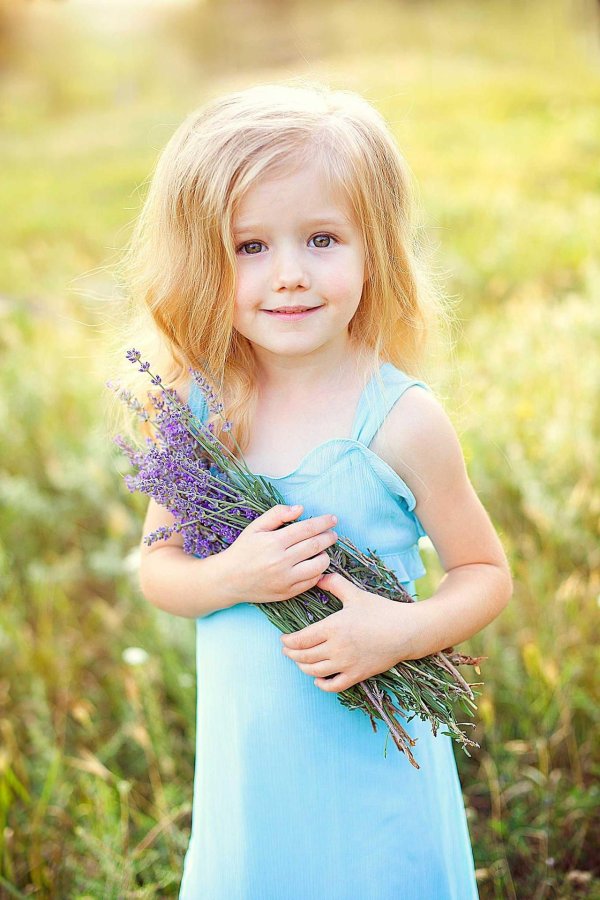 маленькая девчонка