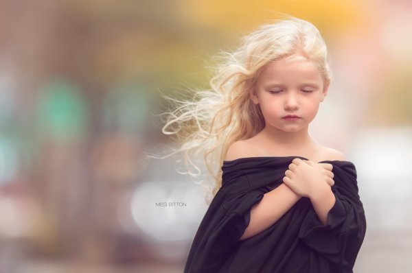 девочка блондинка