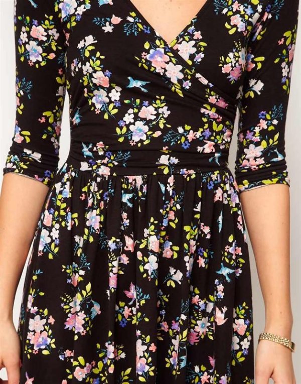 платья в цветочек