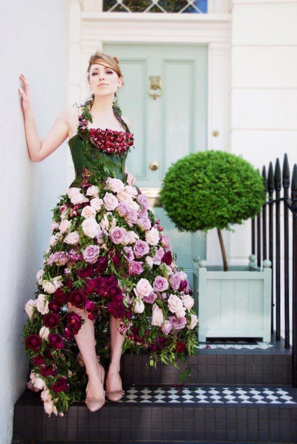 наряд из цветов