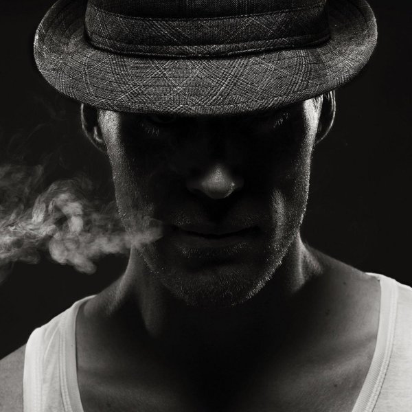 мафиози с сигарой