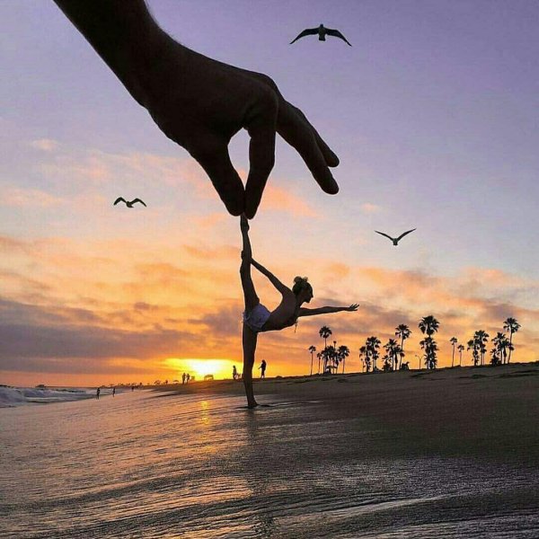 гимнастика на закате