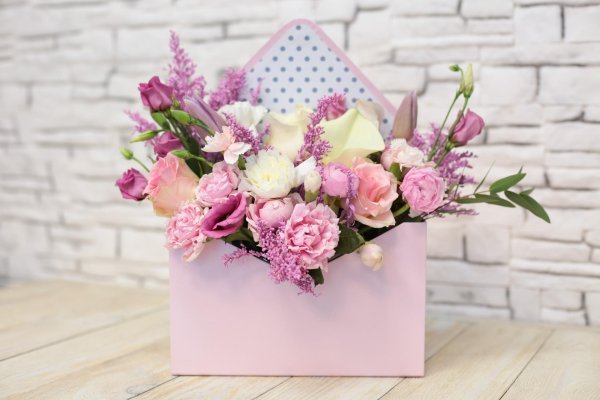 цветочная композиция в конверте