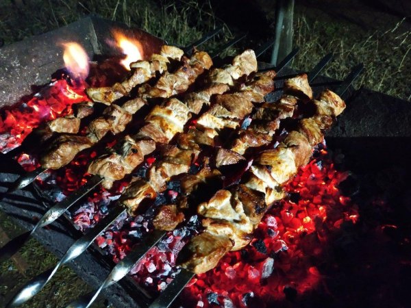 шашлыки ночью