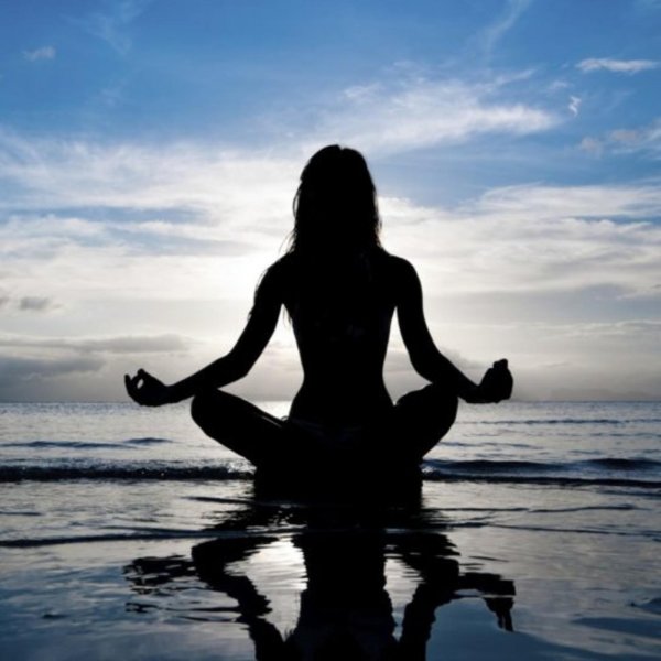 медитация девушка