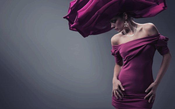 женщина в шляпе