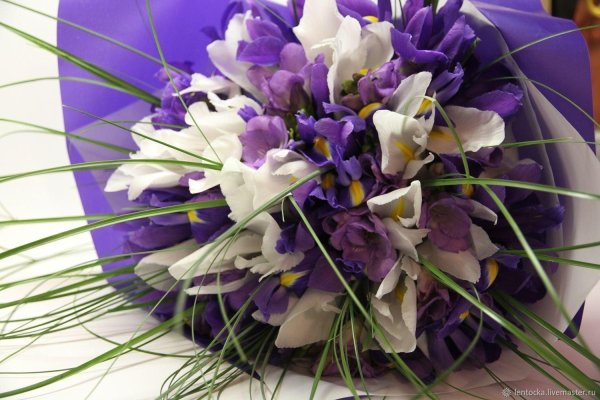 букет из ириса