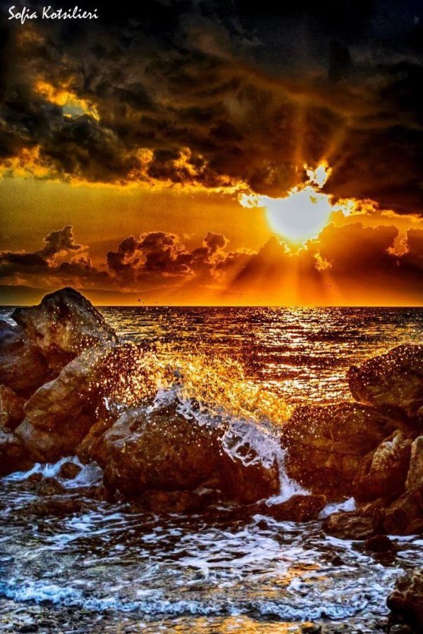 закат над морем